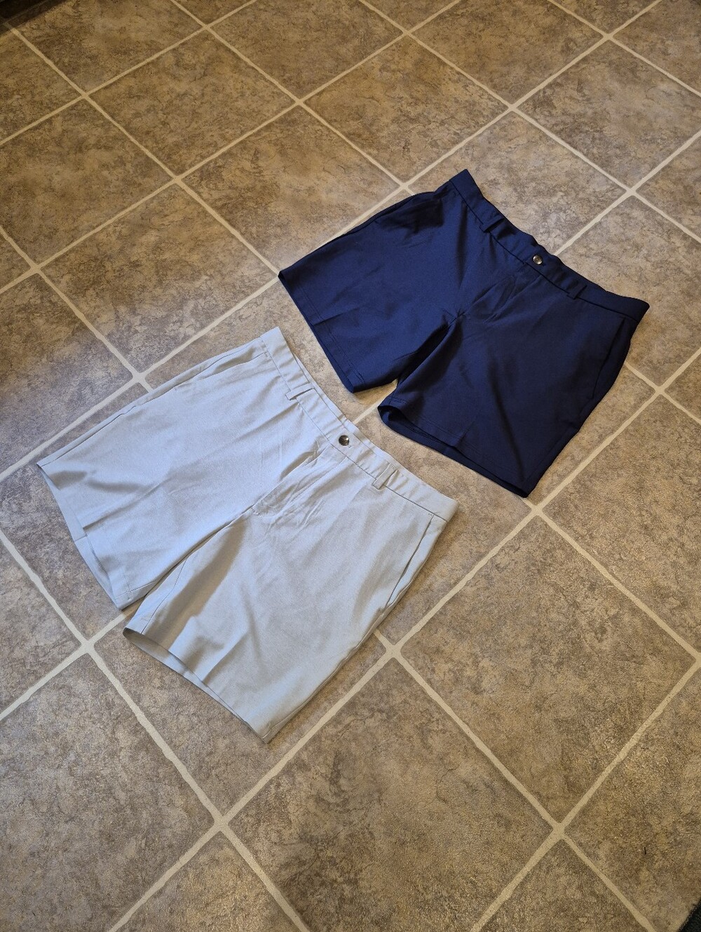 Lot Of 2 Callaway Men's Classic Navy and Light Beige Shorts Size 38